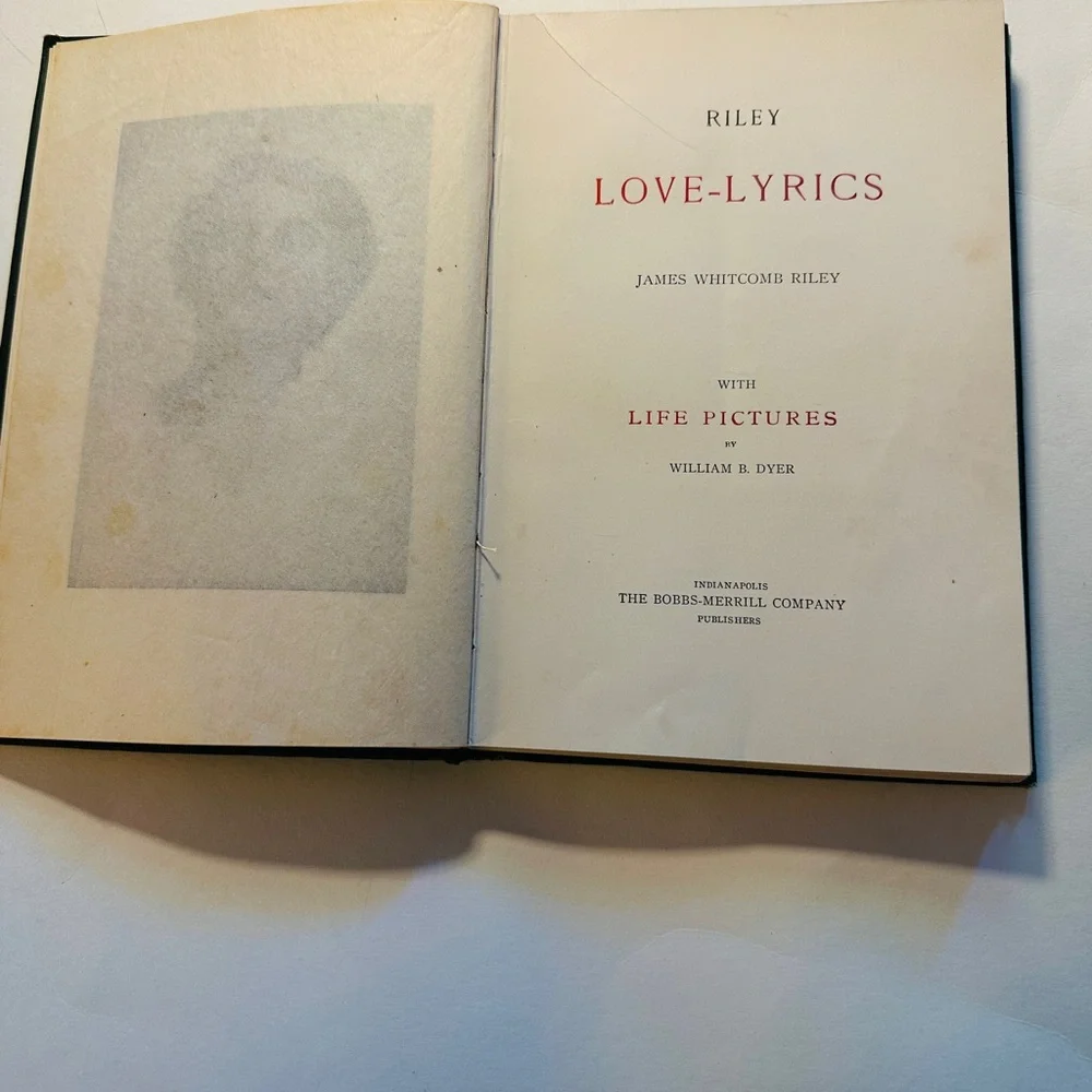 Riley Love-Lyrics Book with Gold and Black Cover